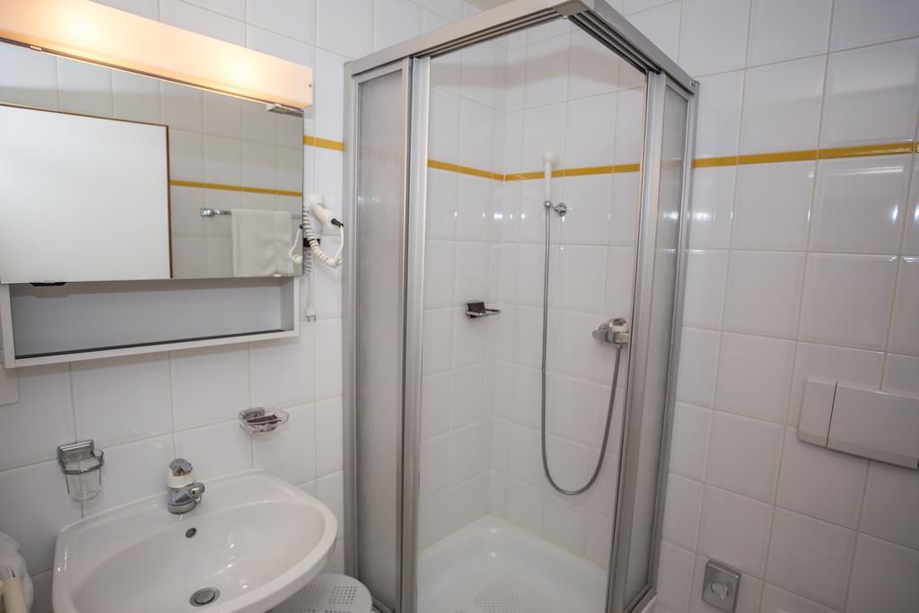 Hotel Residence Cite-Verdaine Женева Номер фото